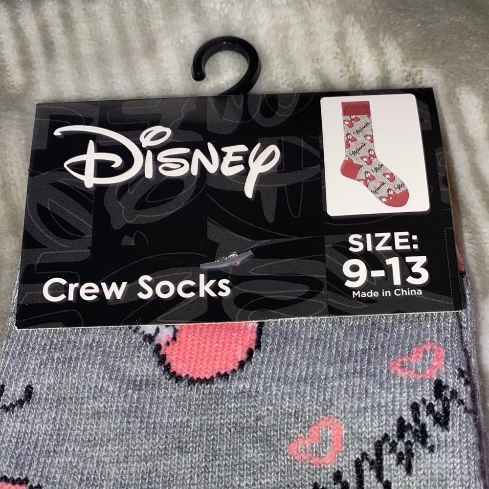 3/$18 Disney Minnie Mouse socks - Picture 2 of 2